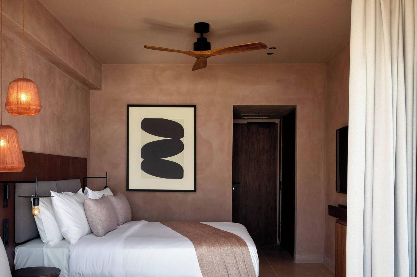 Iti-Louis-Grand--Room-44