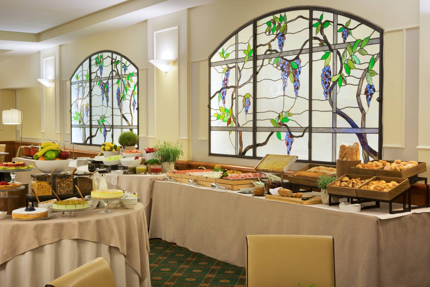 Starhotels-Business-Palace-Restaurant-46