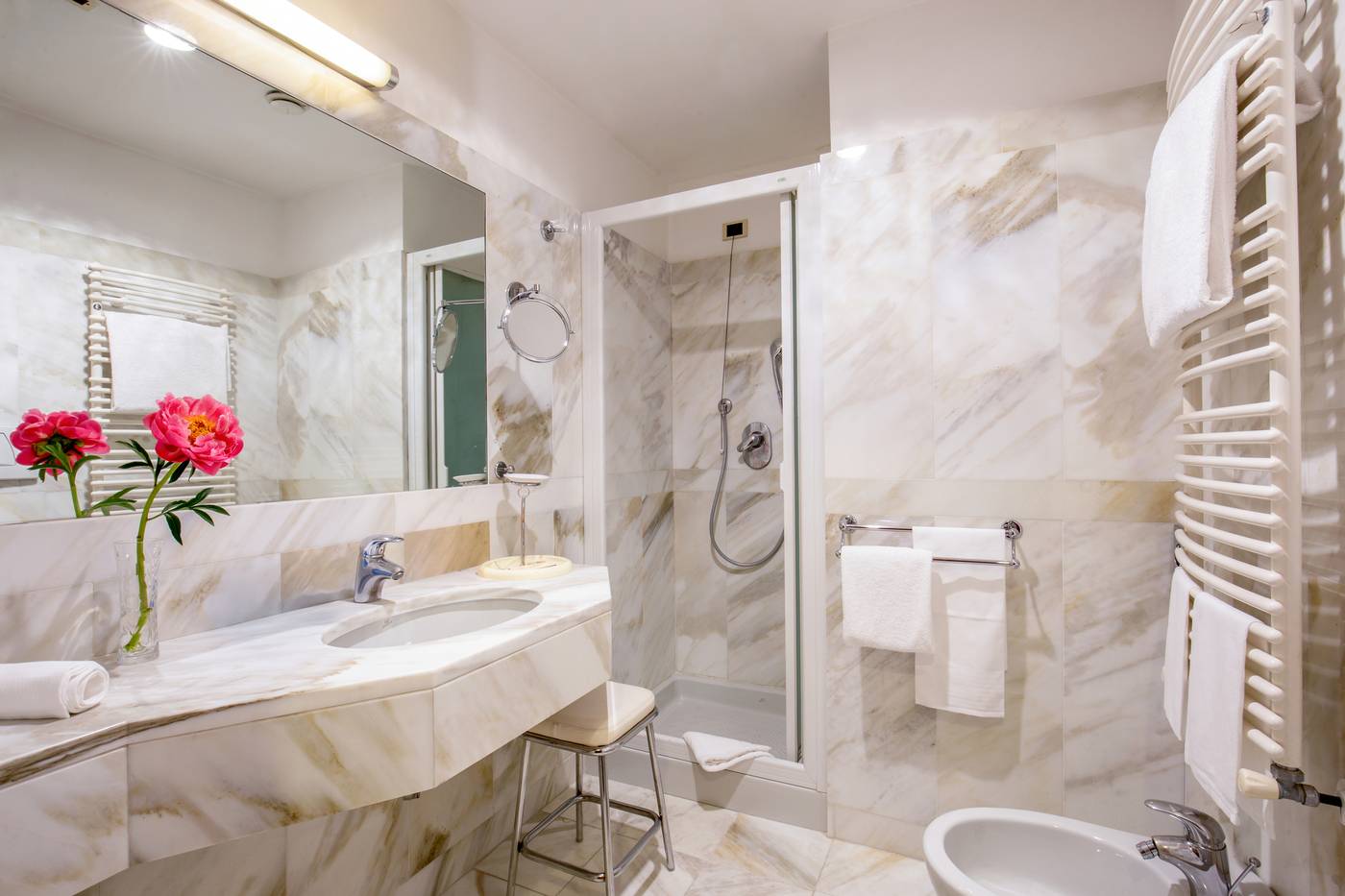 Unaway-Hotel-Empire-Roma-Room-30