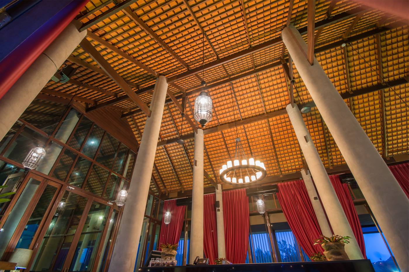 Sunsuri-Phuket-Bar-53