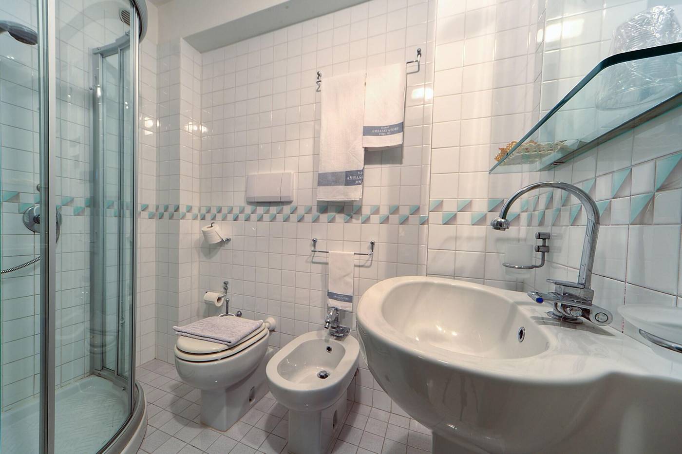 Hotel-Ambasciatori-Room-18