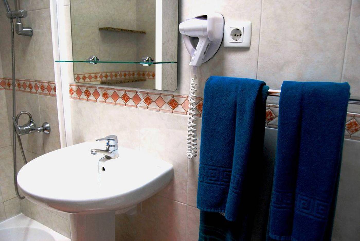 Apartamentos-Montecarlo-Room-27