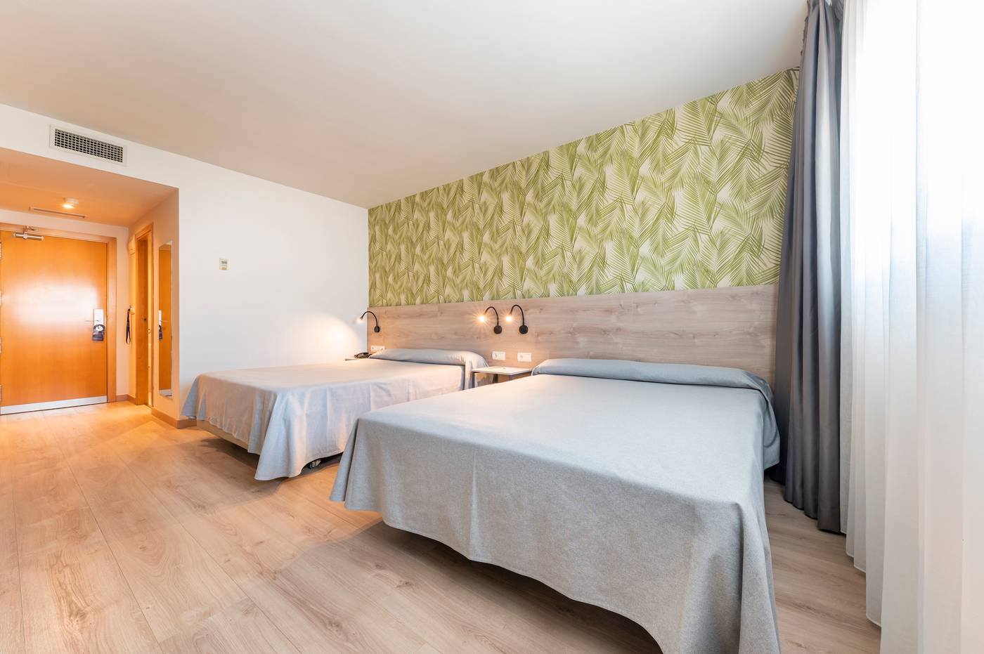 Port-Alicante--Playa-de-San-Juan-Room-27