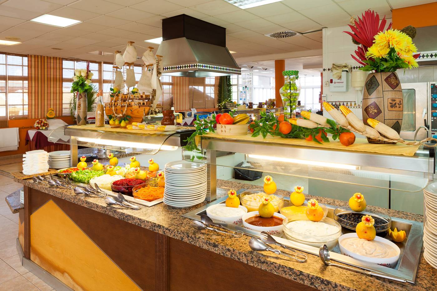 Club-Caleta-Dorada-Restaurant-53