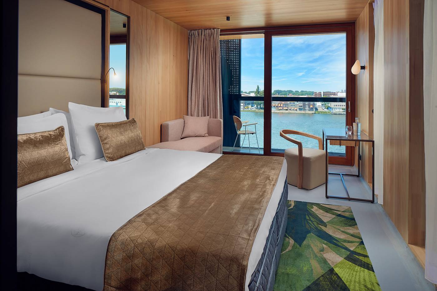 Hotel-Jakarta-Amsterdam-Room-12