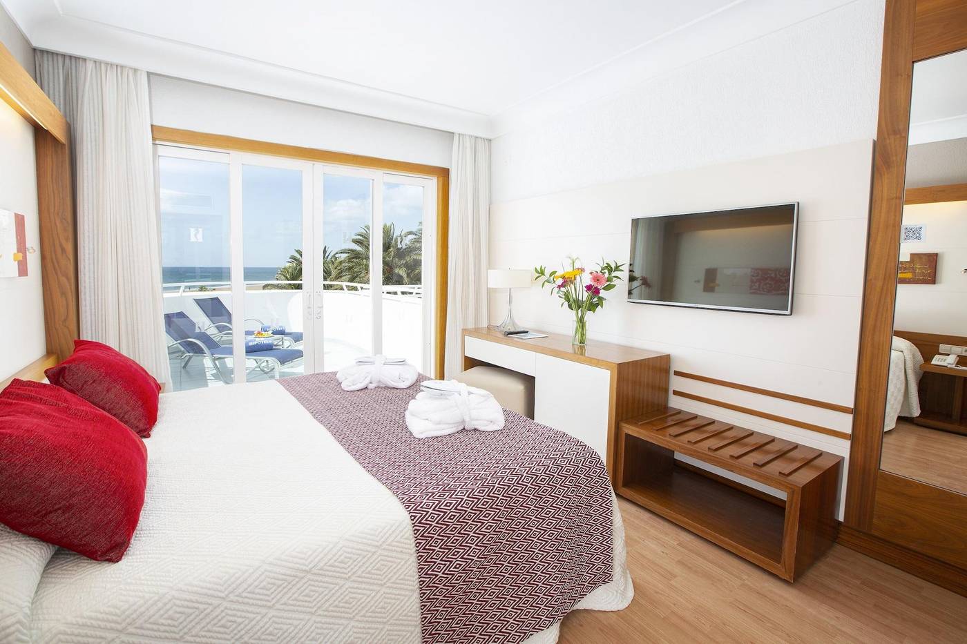 Hipotels-La-Geria-Room-35