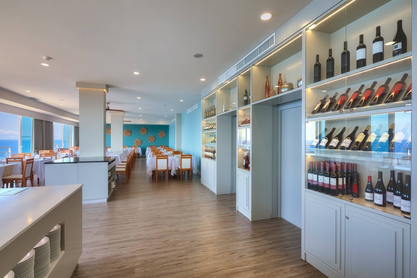 Orca-Praia-Restaurant-37