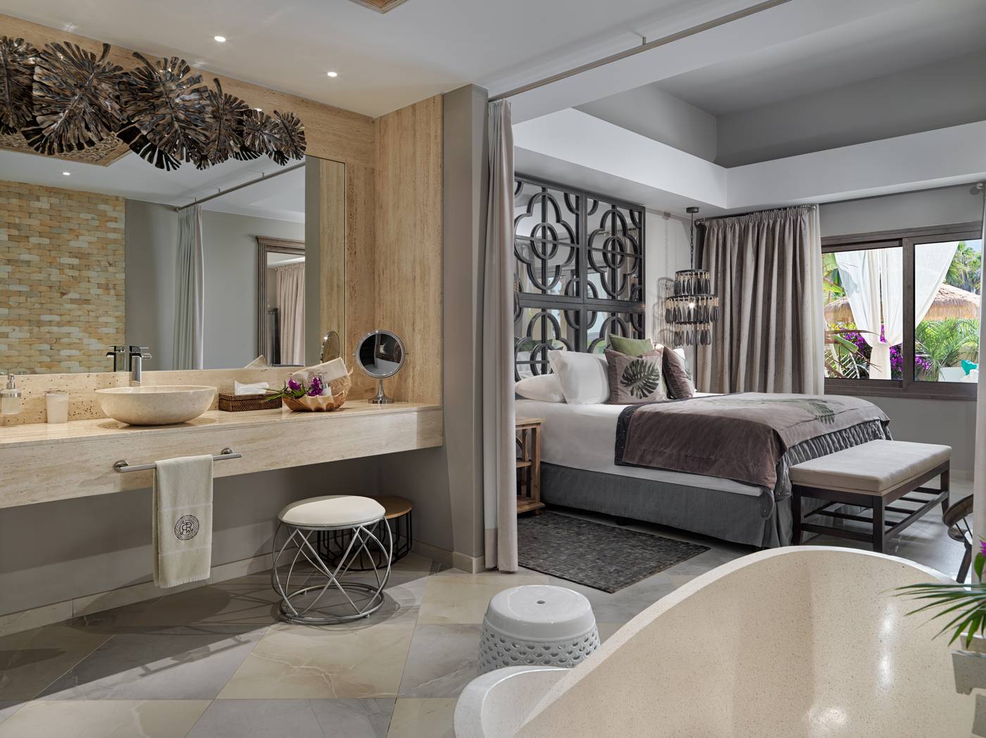 Royal-River---Adults-Only-Room-24