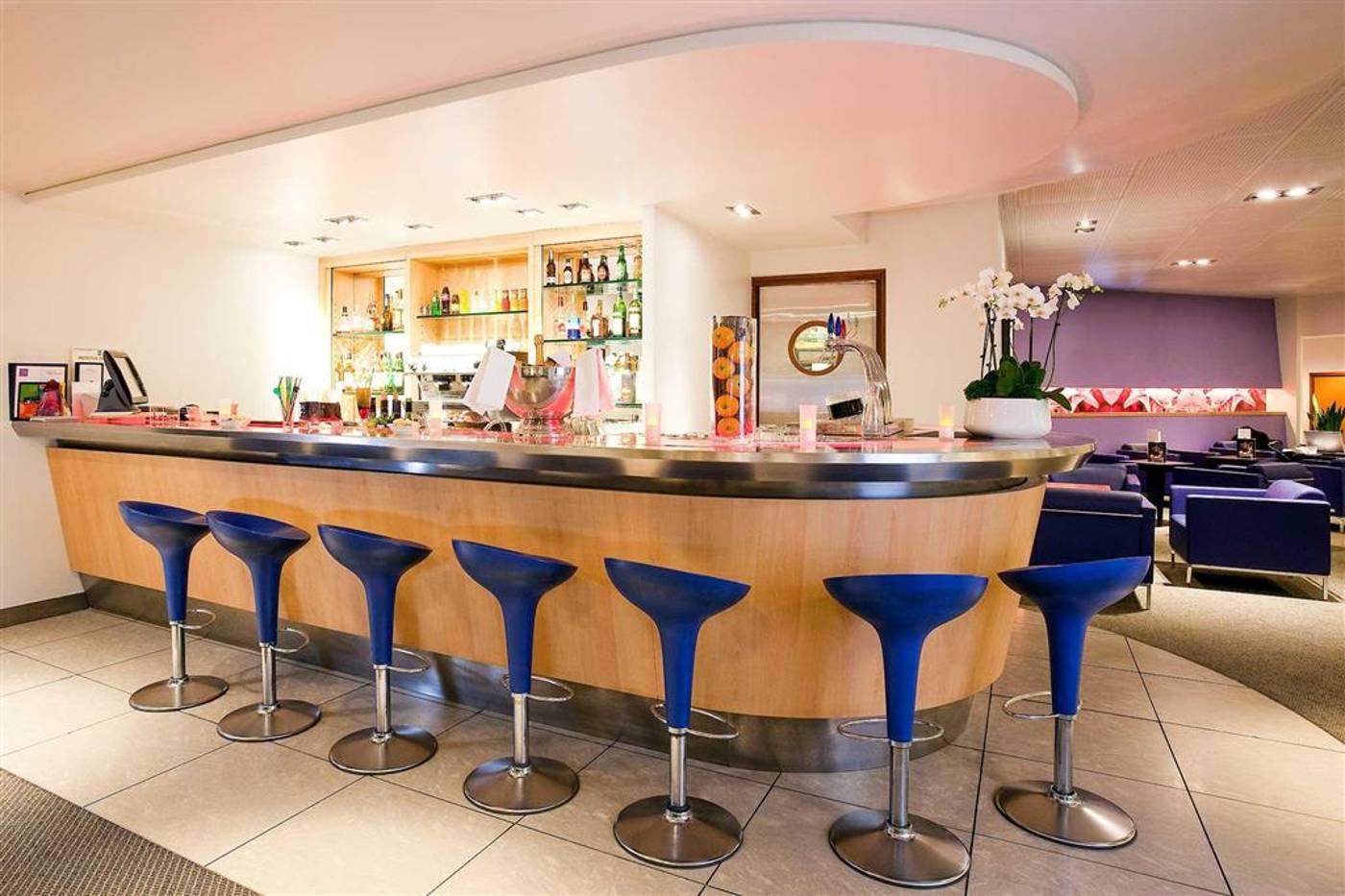 Novotel-Marne-La-Vallee-Noisy-Bar-15