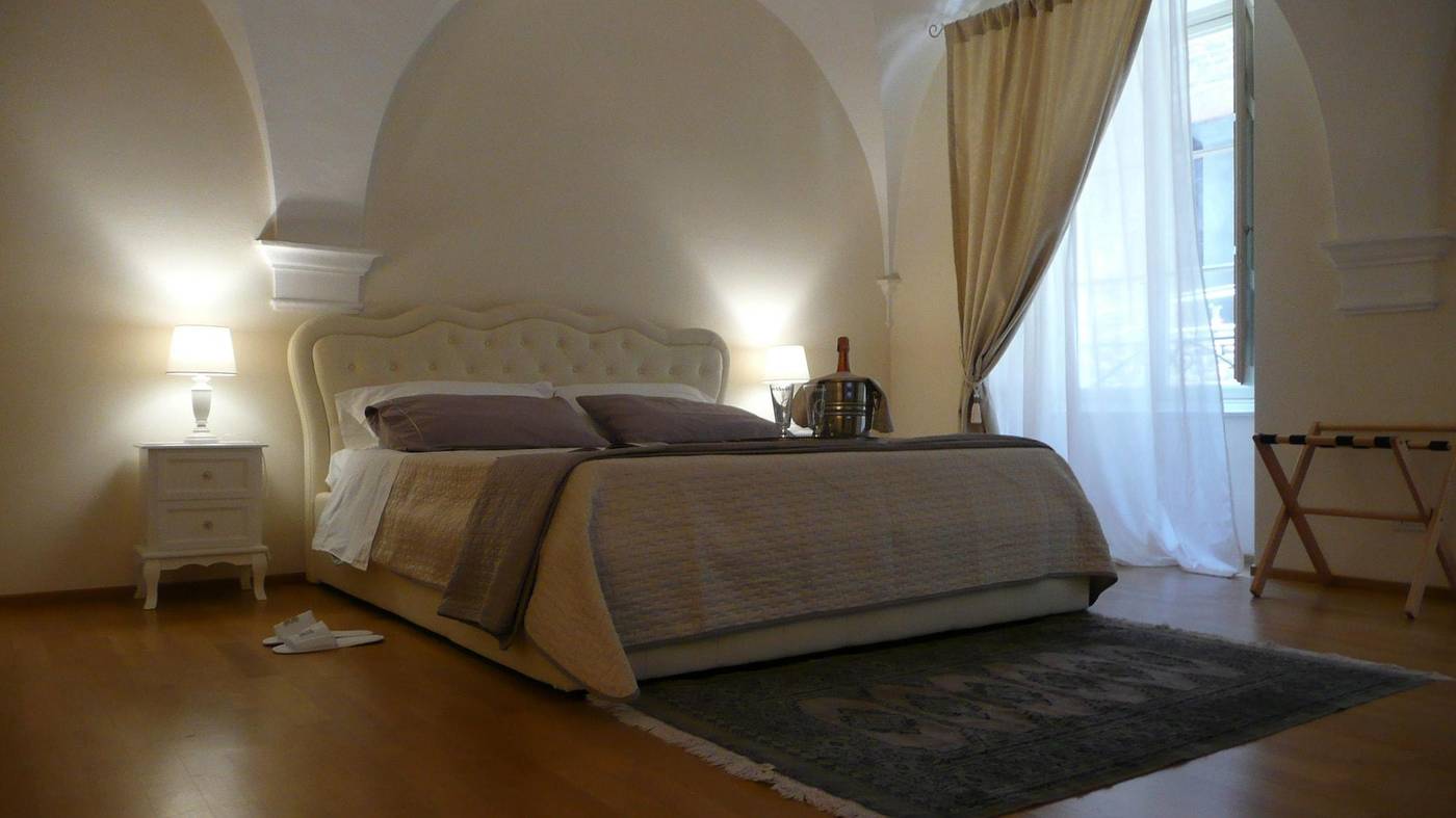 Palazzo-de--Vecchi-Room-15