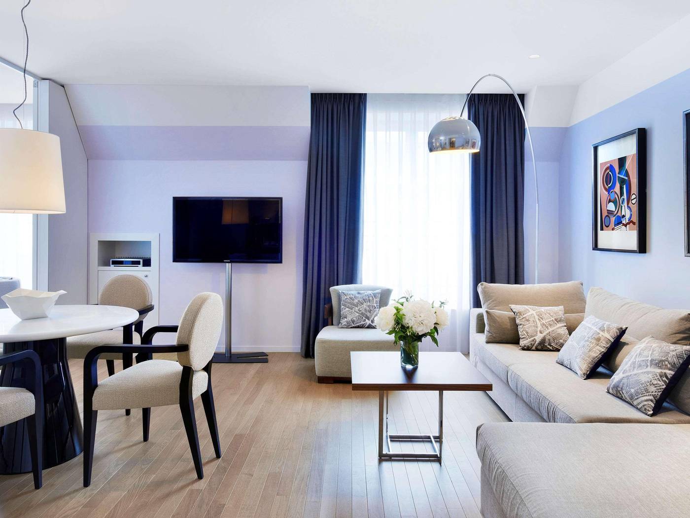 Sofitel-Paris-Arc-de-Triomphe-Room-35