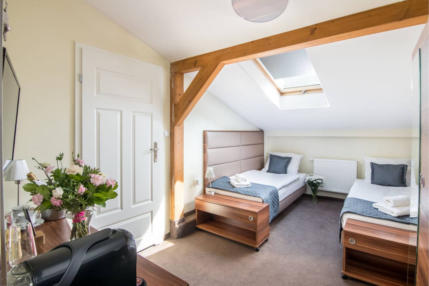 Aparthotel-Old-Town-Room-8