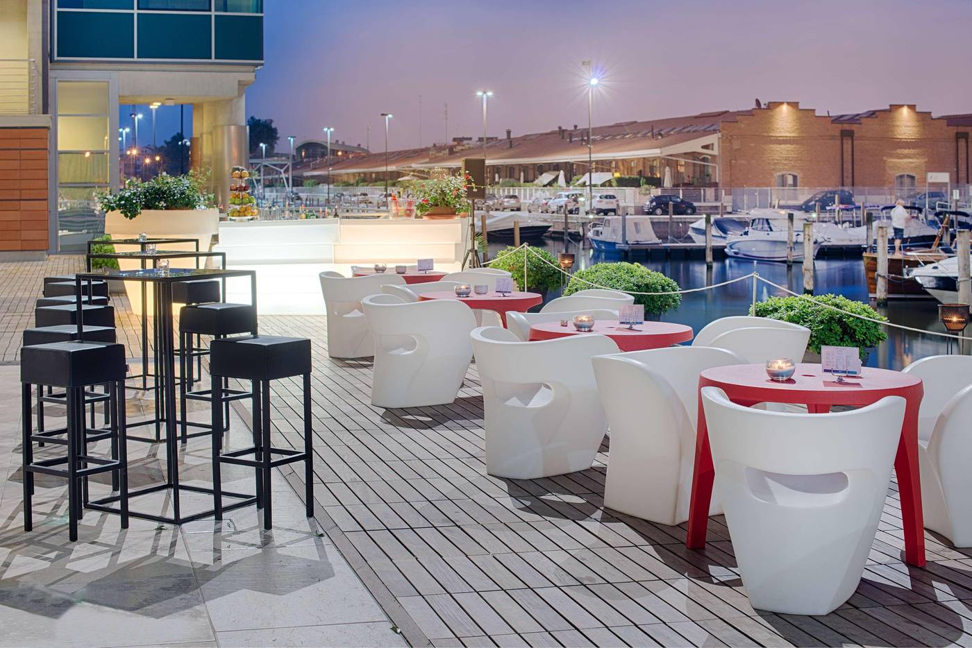 NH-Venezia-Laguna-Palace-Sports-and-Entertainment-59