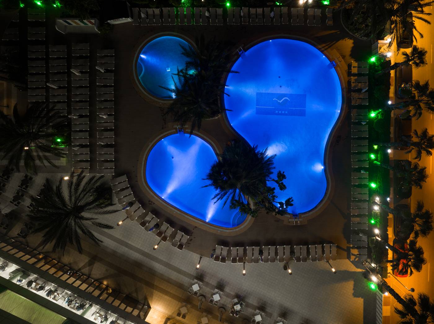 AR-Diamante-Beach-Pool-11