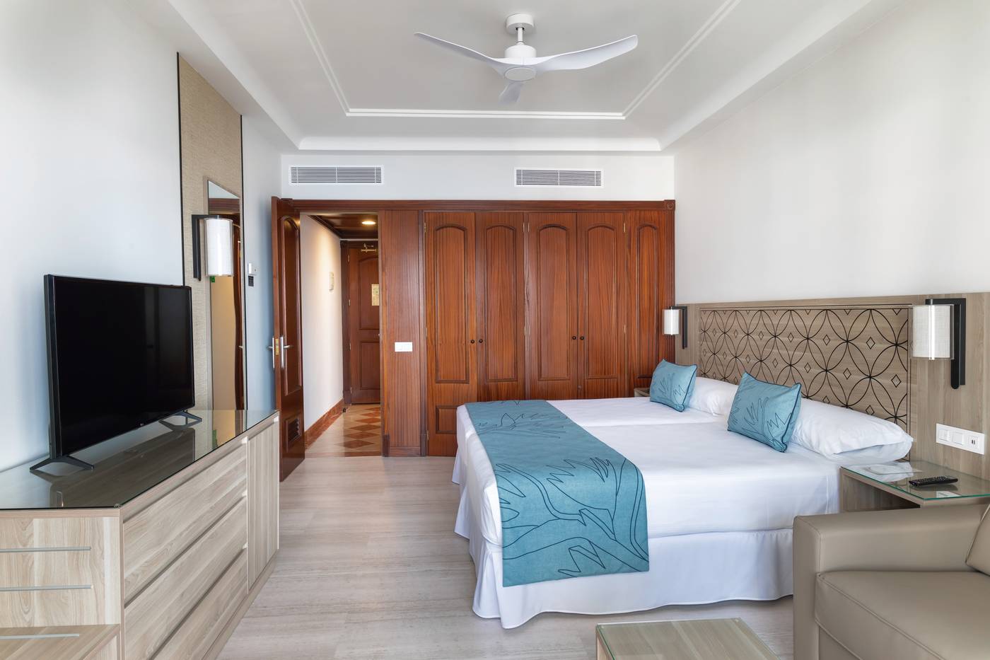 Riu-Palace-Madeira-Room-21