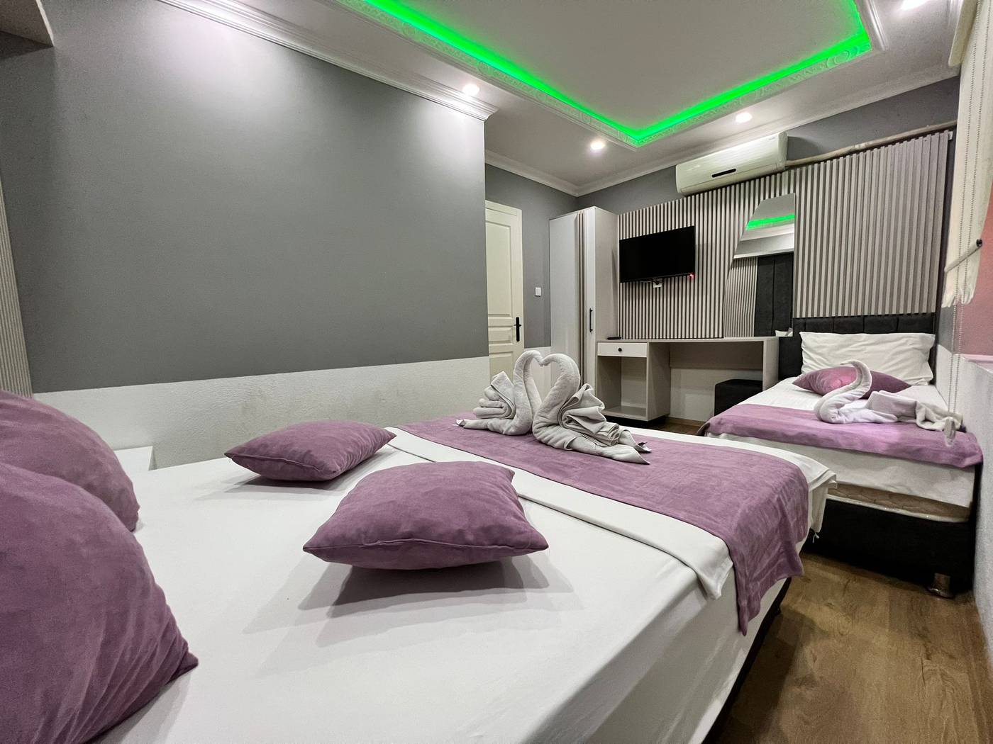 The-Zanadu-Istanbul-Room-9