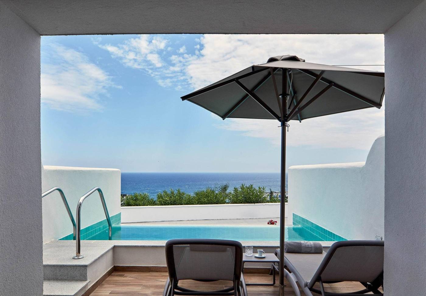 Esperos-Village-Blue---Spa---Adults-Only-Terrace-10