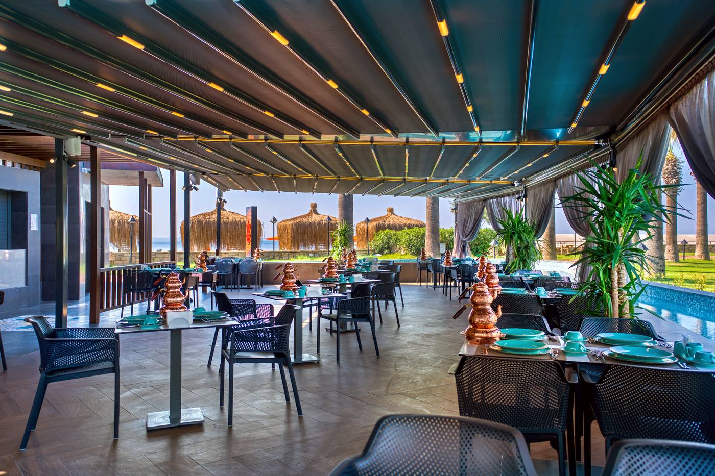 Club-Mega-Saray-Restaurant-54