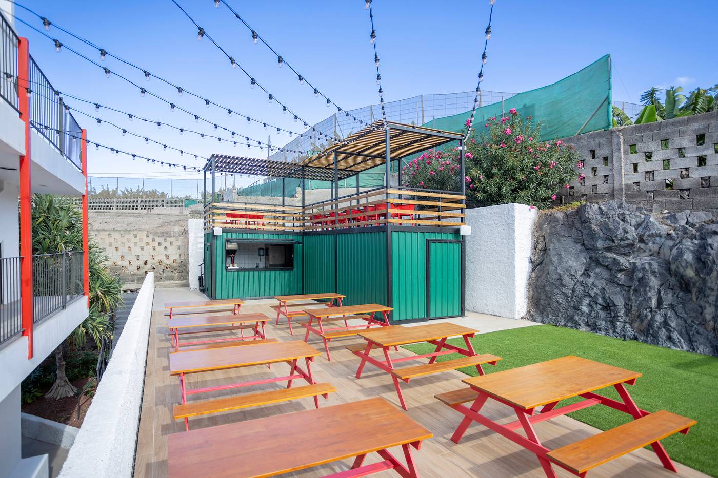 Sholeo-Lodges-Los-Gigantes---Adults-Recommended-General-view-17