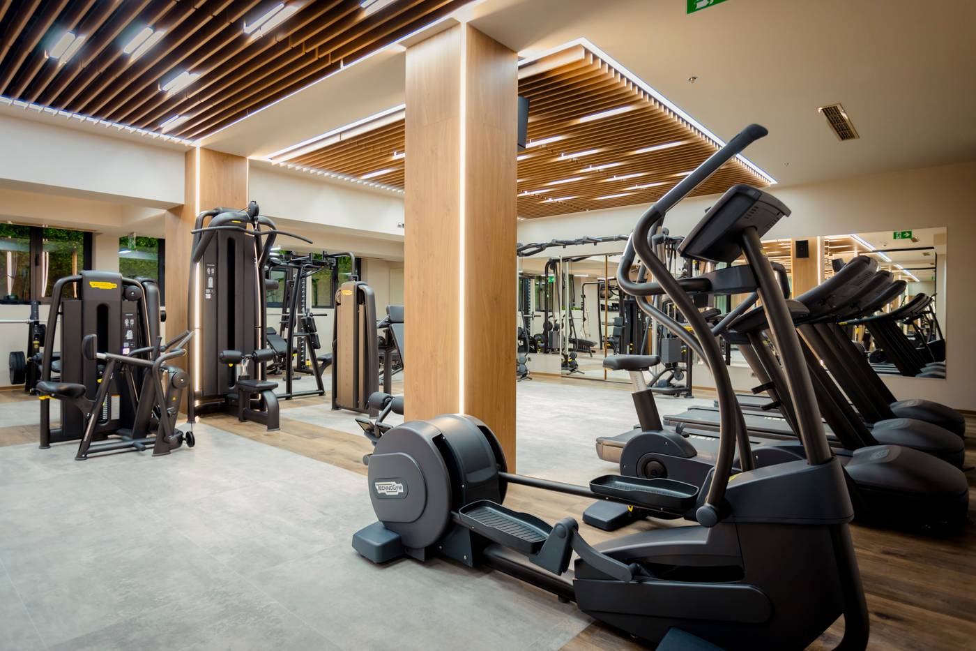 Bulgaria-Sports-and-Entertainment-44