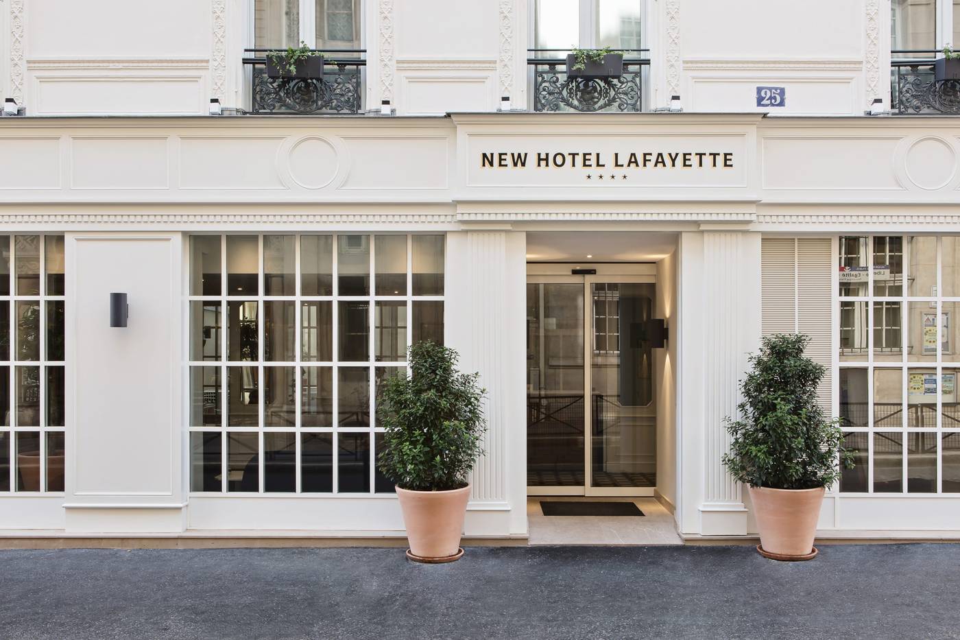 New-Hotel-Lafayette-General-view-11