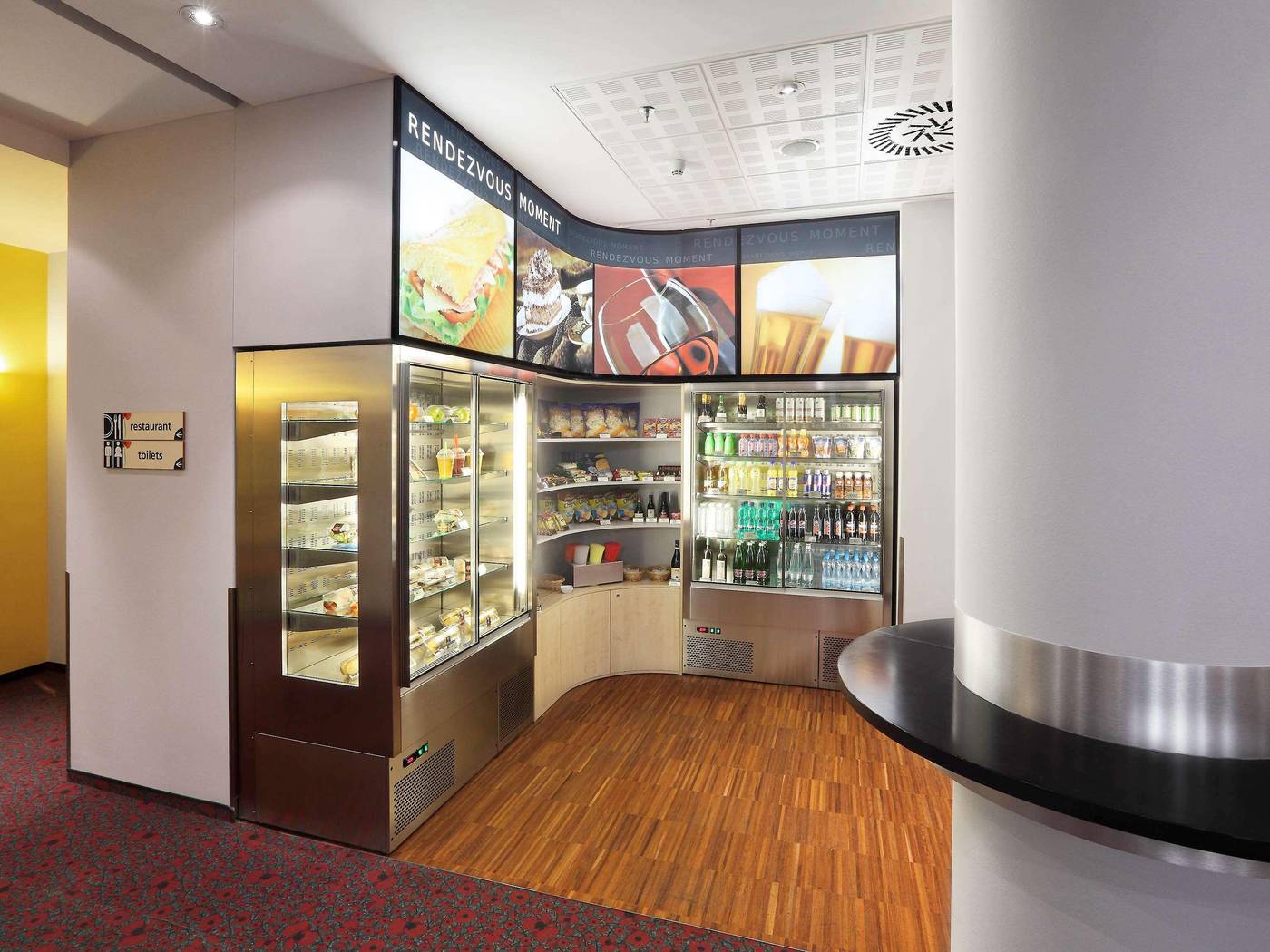 Ibis-Praha-Old-Town-Bar-24