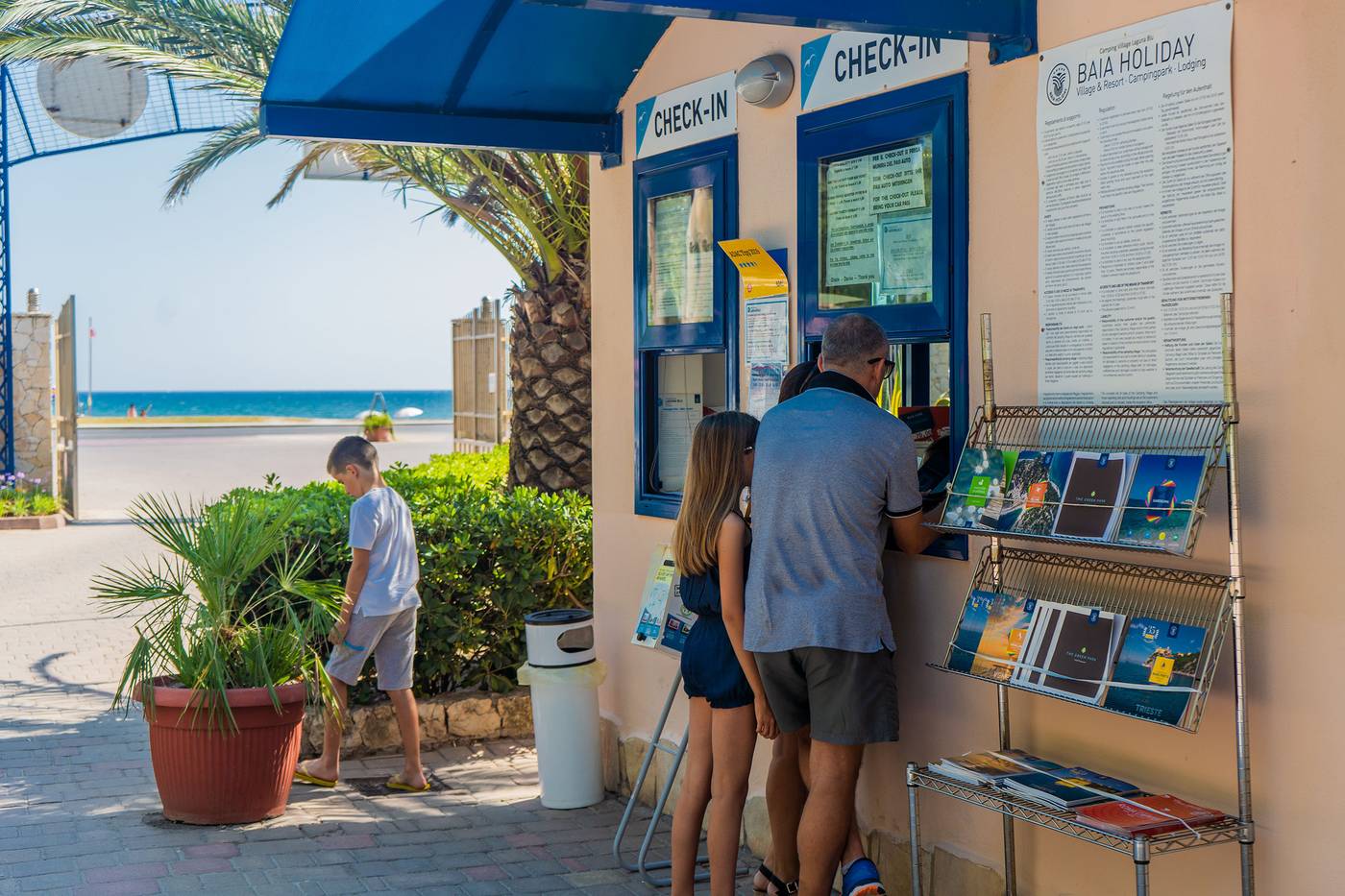 Camping-Village-Laguna-Blu-Lobby-19