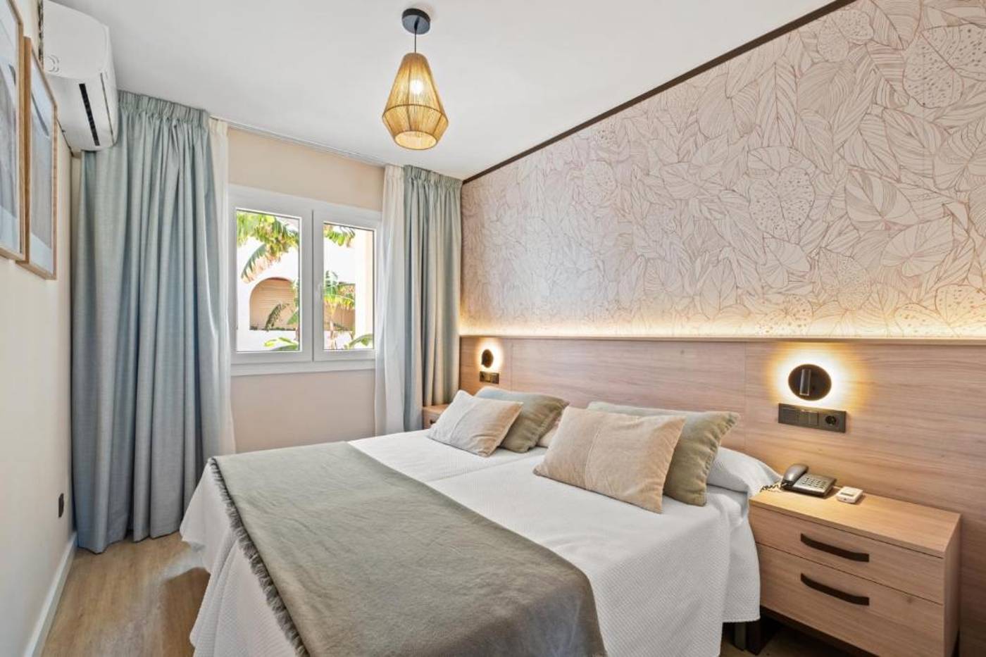 Puente-Real-Room-23