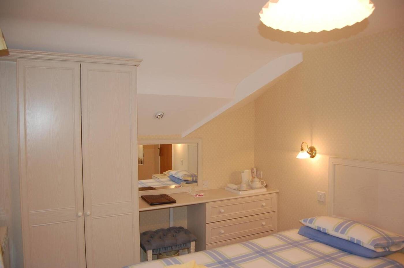 La-Michele-Hotel-Room-16