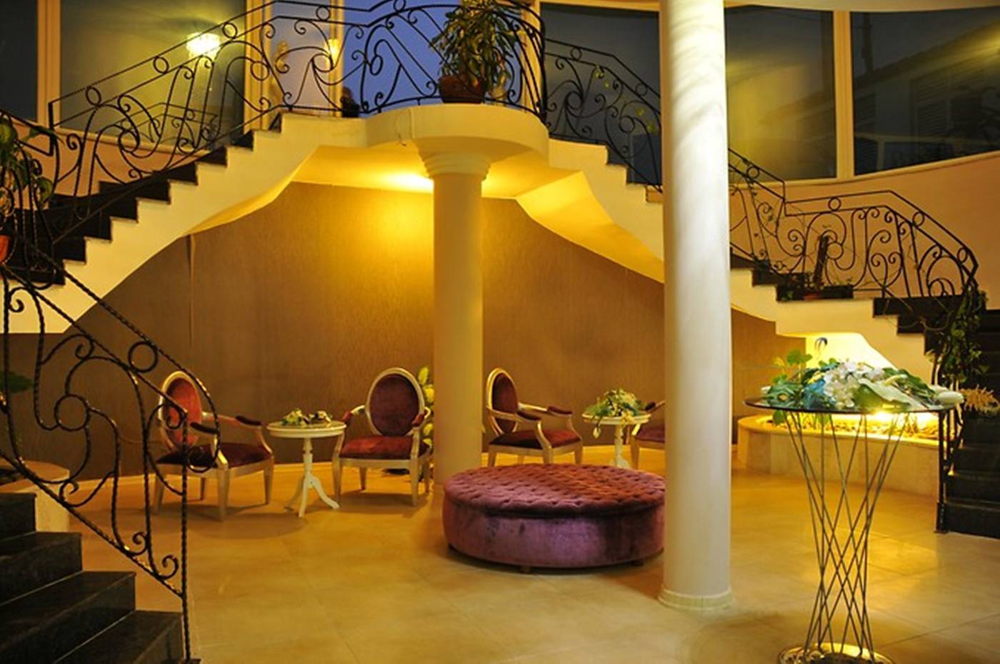 Nevada-Hotel---Spa-Lobby-32