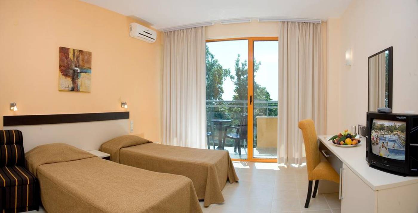 Primasol-Sunlight-Sunrise-Room-15