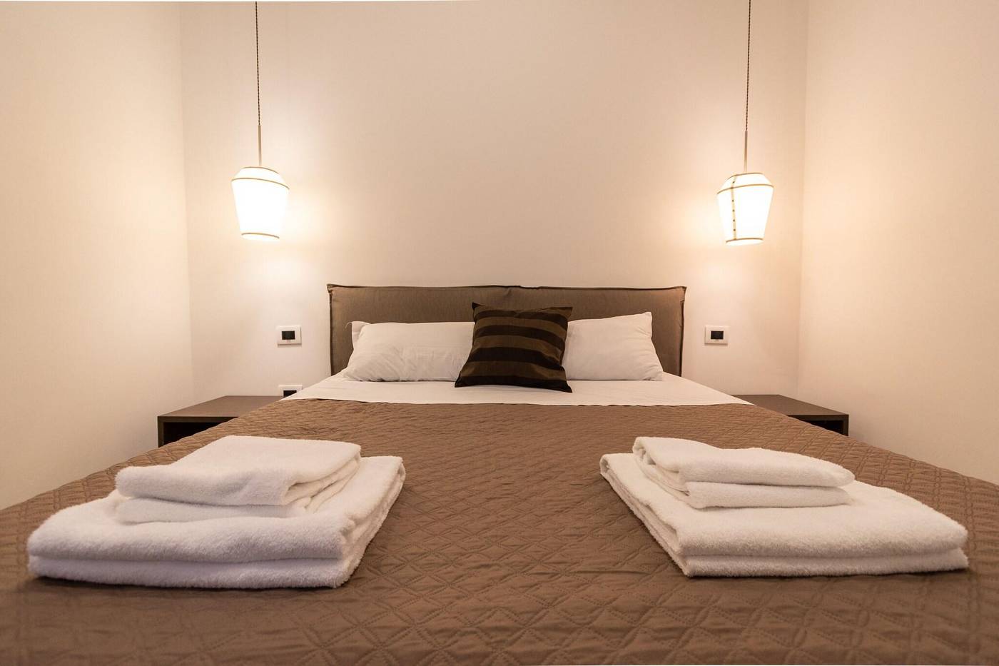 Maison-Maneli-Luxury-B-B-Room-16