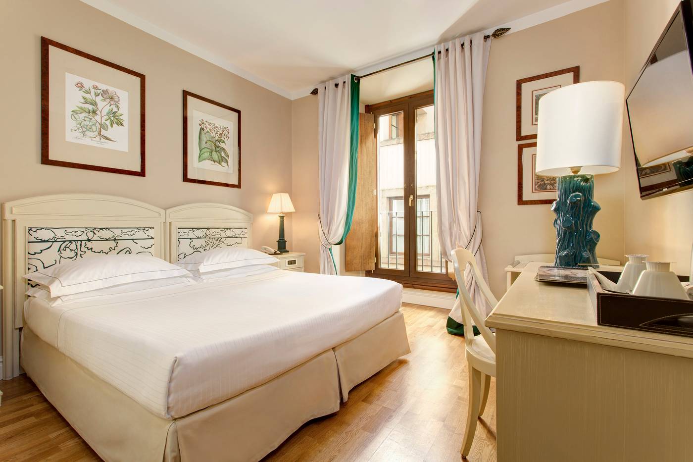 Grand-Hotel-Cavour-Room-20
