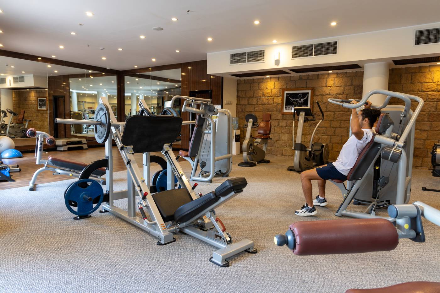 Fort-Arabesque-Sports-and-Entertainment-85