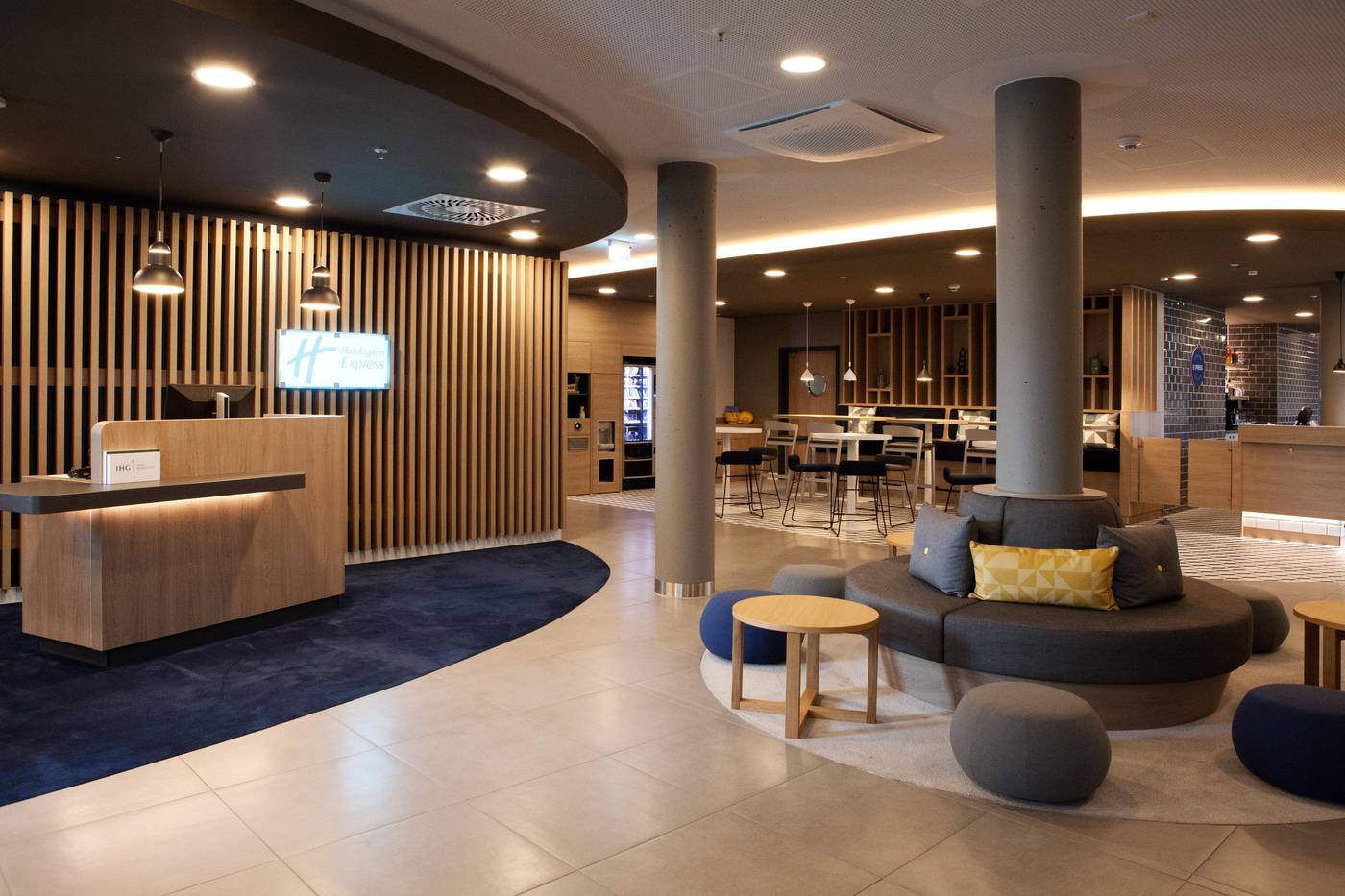 Holiday Inn Express Bochum-Germany-Bochum-General view-7