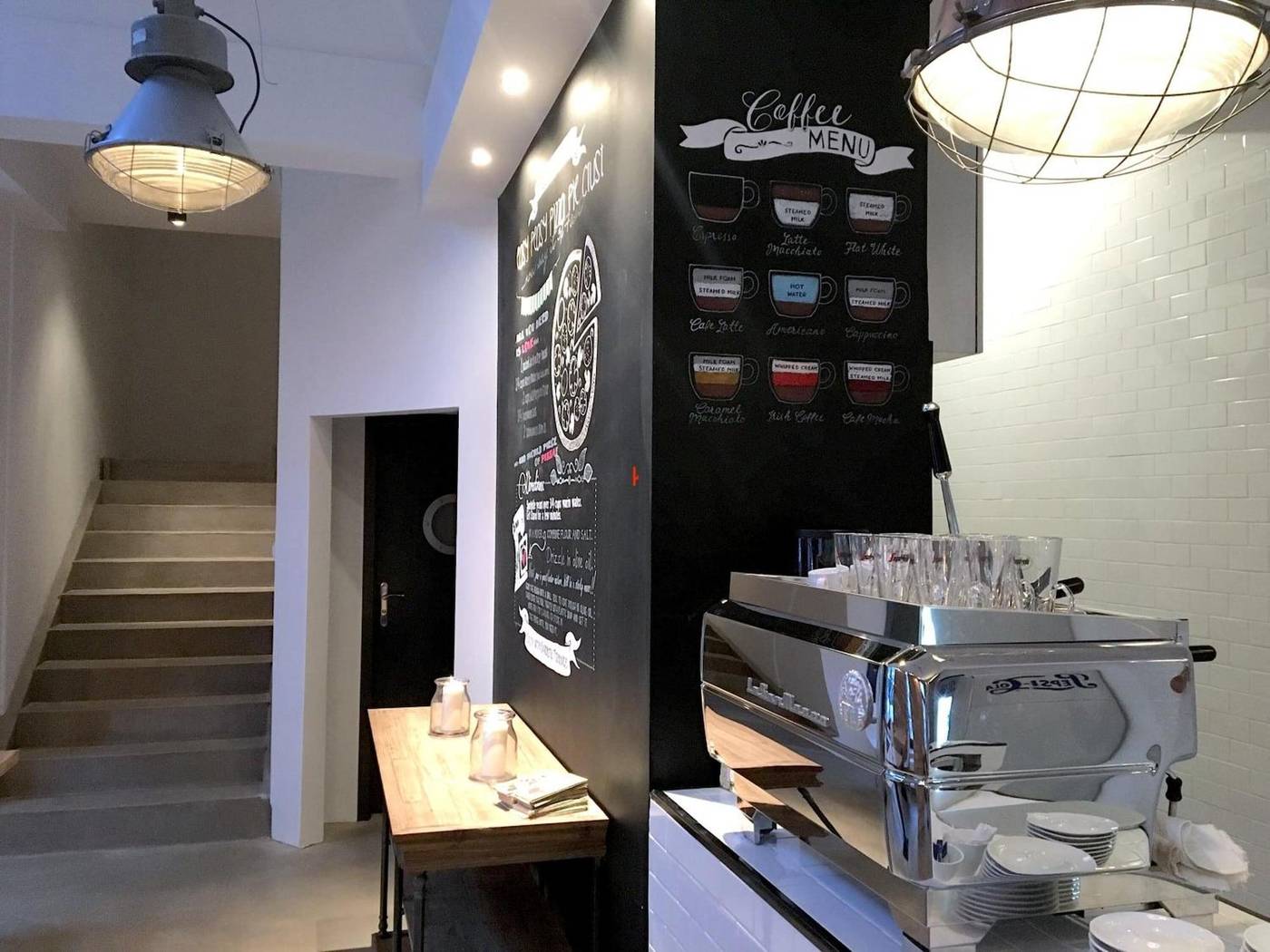 Aparthostel-Warszawa-Lobby-9