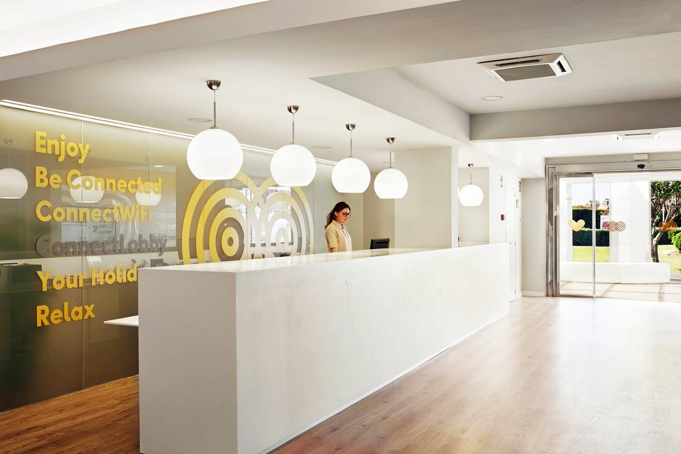 Sunconnect-Hotel-Delfines-Lobby-21