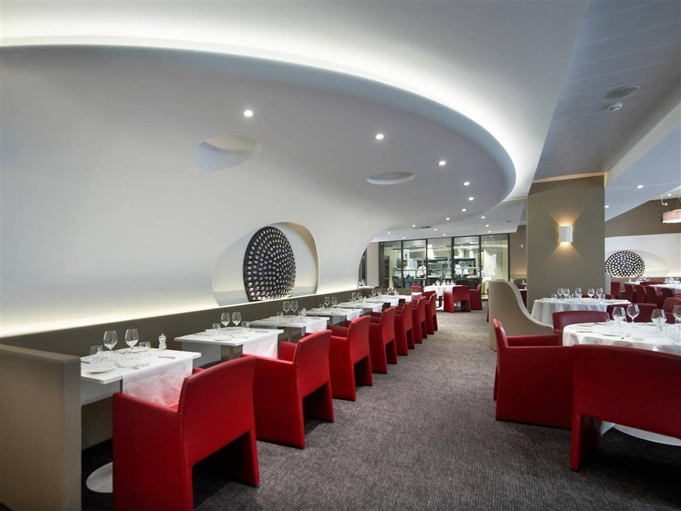 Hôtel Mercure Villefranche-en-Beaujolais - Ici - France - VILLEFRANCHE SUR SAONE - Restaurant - 4