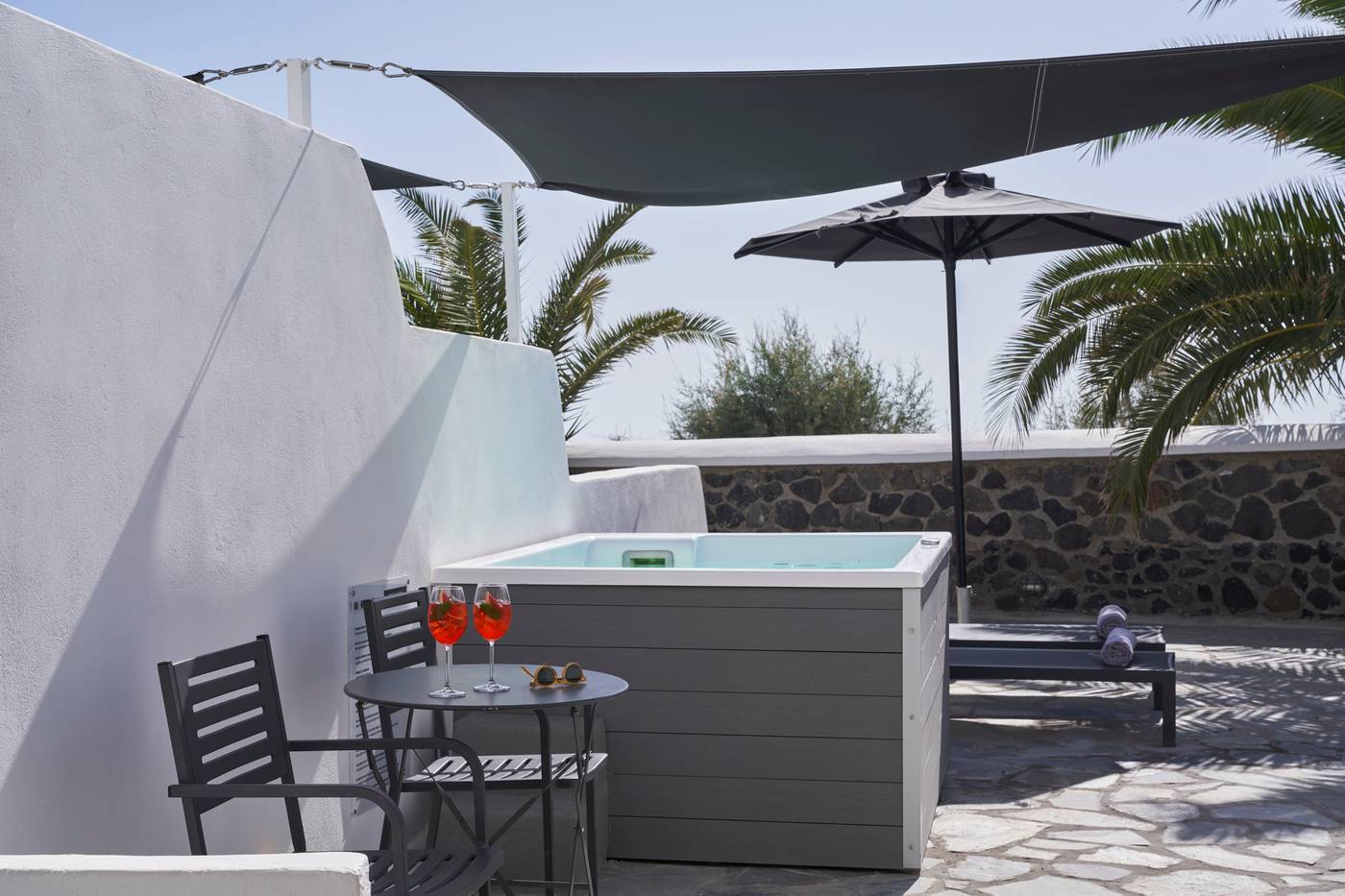 Mr-and-Mrs-White-Oia-Santorini-Room-7