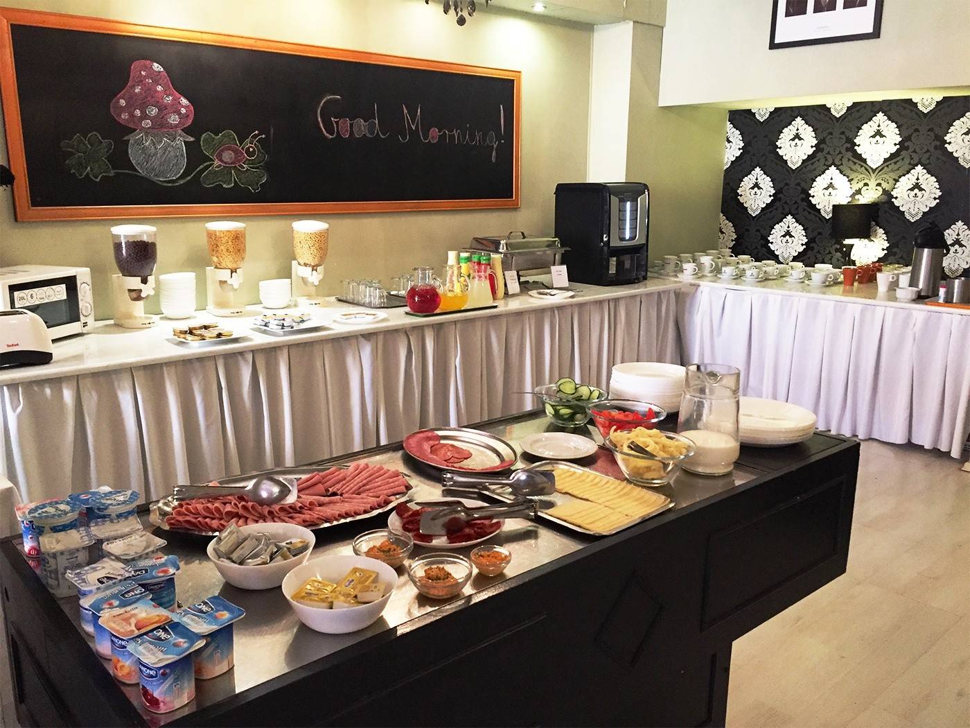 Gloria-Budapest-City-Center-Restaurant-48