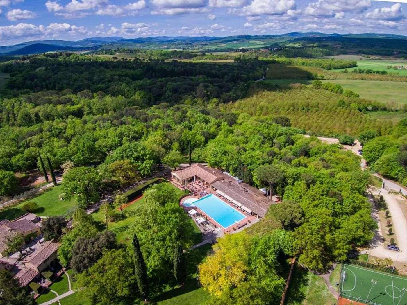 Hotel-Borgo-San-Luigi-General-view-50