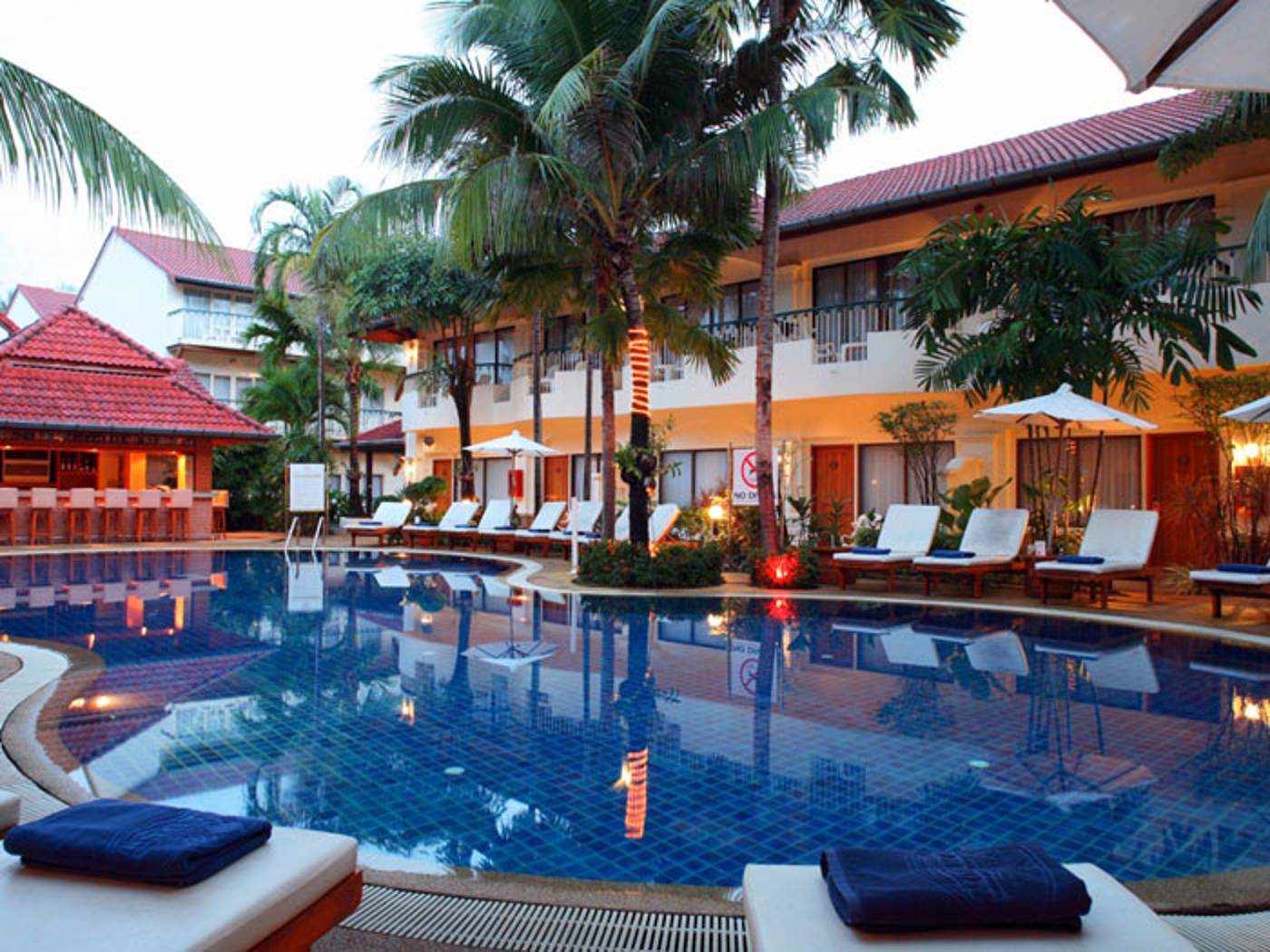 Horizon Patong Beach Resort & Spa