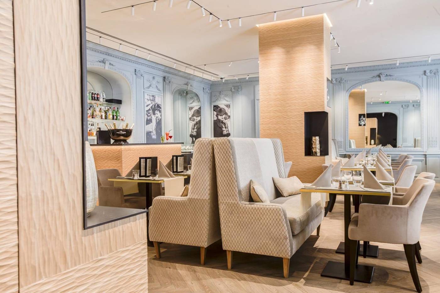 Royal-Saint-Honore-Restaurant-17