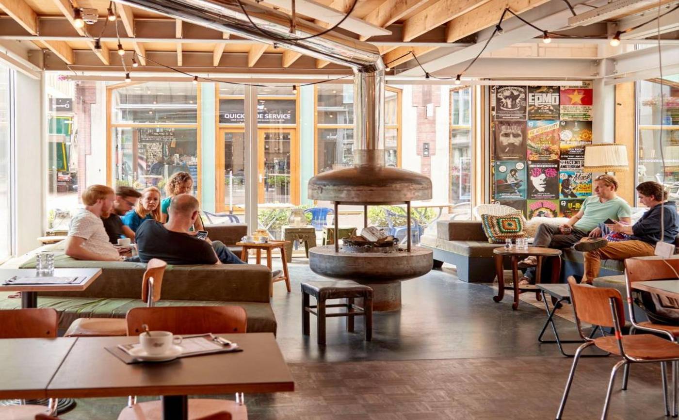 Q-Factory-Hotel-Lobby-9