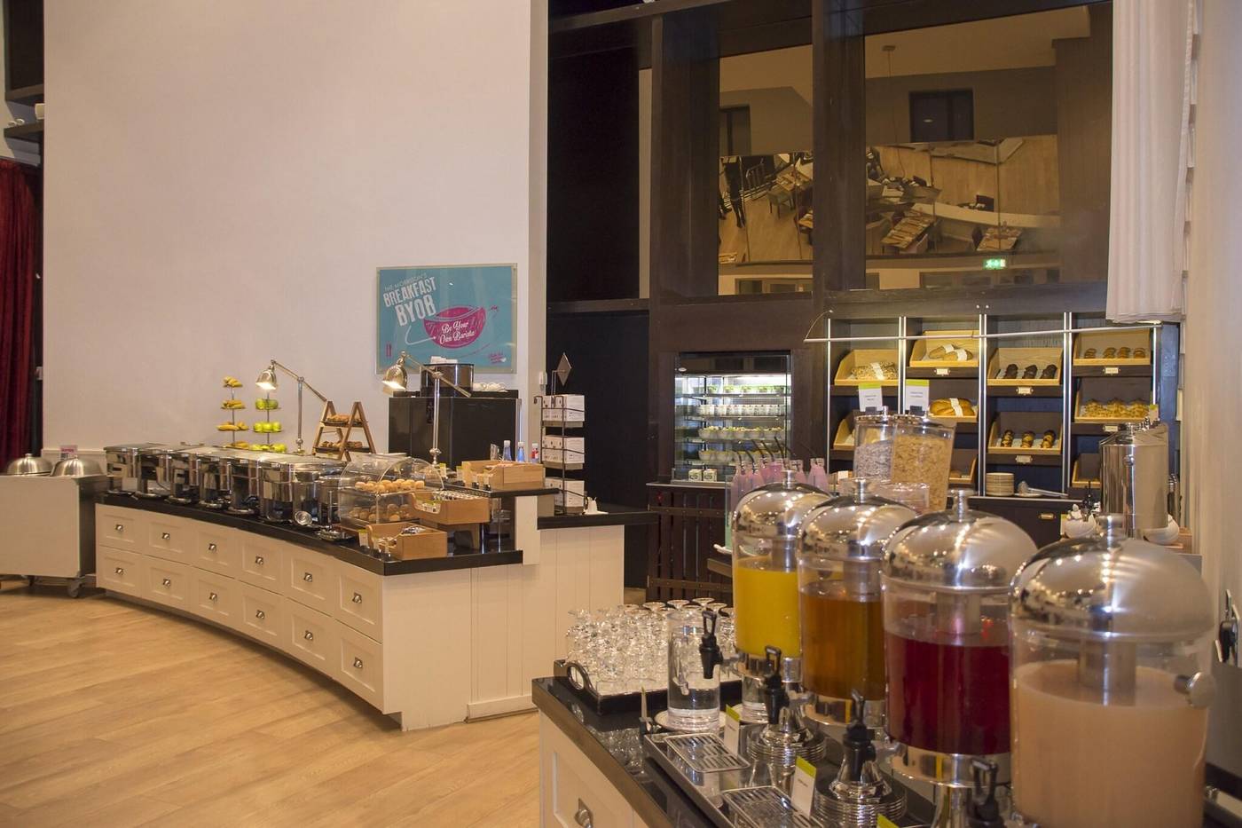 The-Morrison-Dublin--Curio-Collection-by-Hilton-Restaurant-19