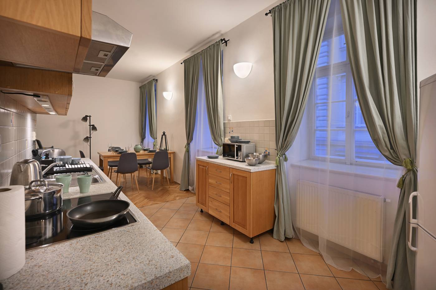 Boutique-Apartments-White-Swan-Room-41