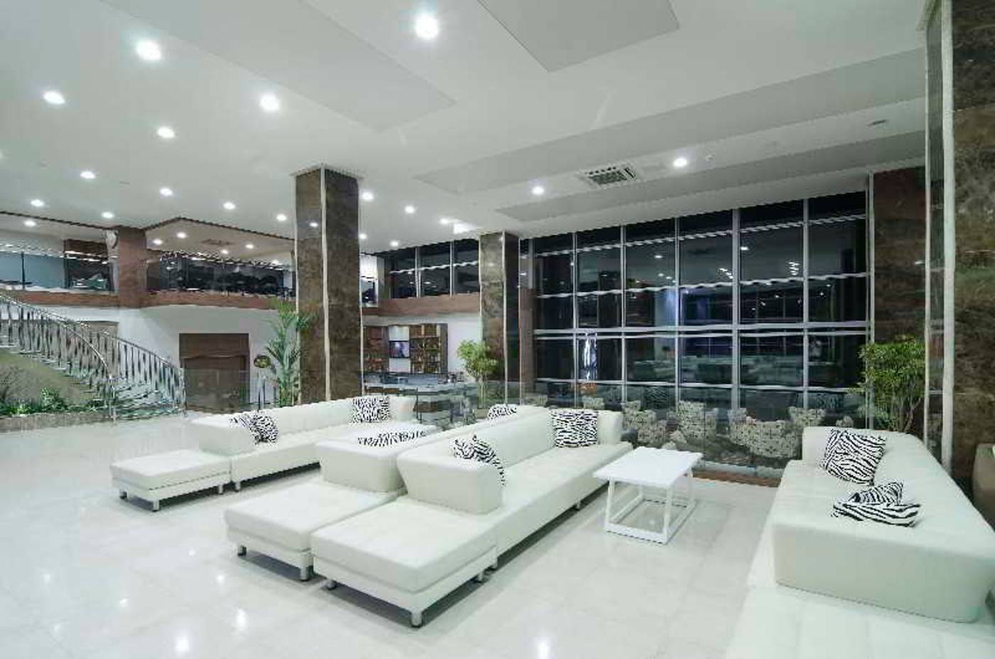Palm-Wings-Kusadasi-Beach-Resort-Lobby-22