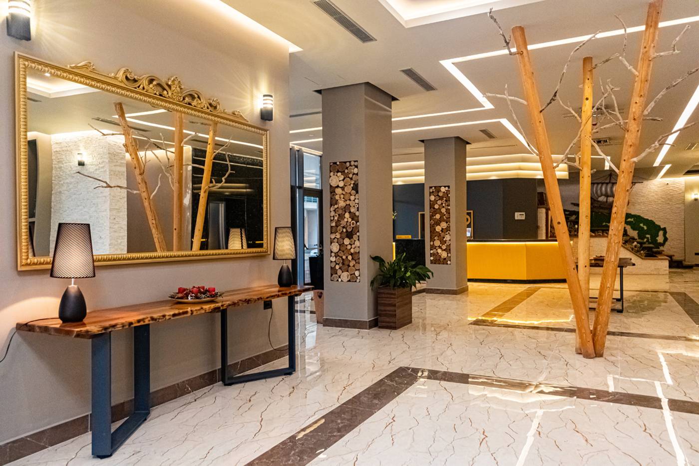 Kraal Hotel 17.12.25