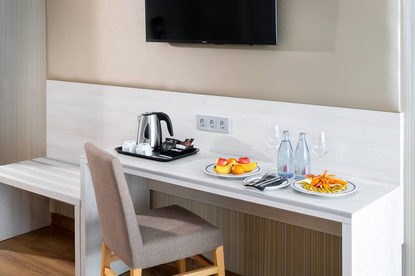 Best-Semiramis-Room-33