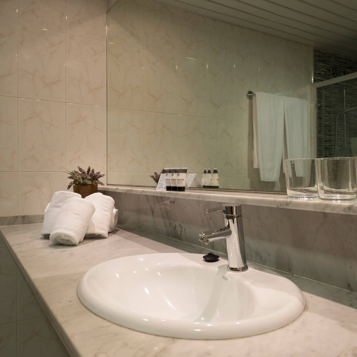 Alexandra-Aparthotel-Room-29